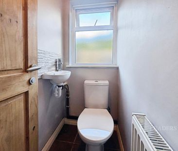 2 bedroom terraced house to rent - Photo 5