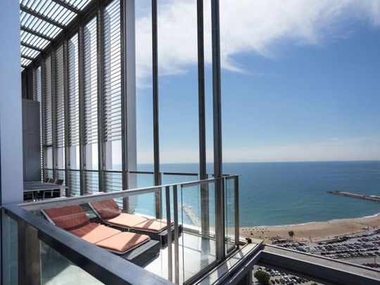 3 room luxury penthouse for rent in El Poblenou, Barcelona, Province of Barcelona, Catalonia - Photo 1