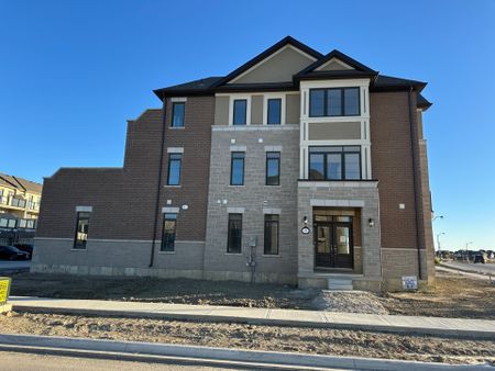 For Lease - 98 Claremont Road, Brampton, Ontario - Photo 2