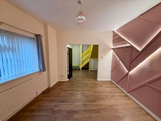 2 bedroom terraced house to rent - Photo 1