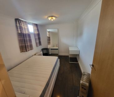 2 Bed Flat, Ladywood Middleway, B16 - Photo 1