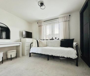 2 bedroom semi-detached house to rent - Photo 6