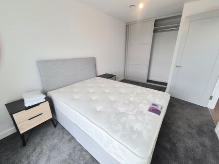 Cow Green, Halifax - Photo 3