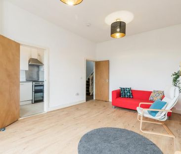 4 bedroom maisonette to rent - Photo 1