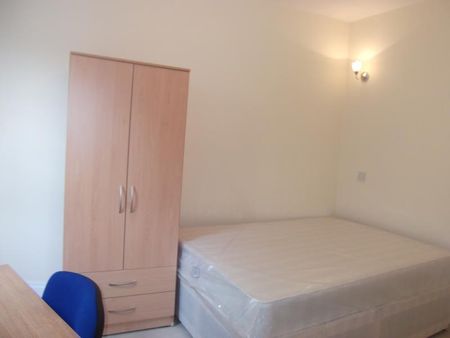 3 bedroom townhouse to rent - Photo 3