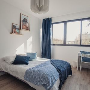 Location appartement 1 pièce, 12.00m², Fontenay-le-Fleury - Photo 2