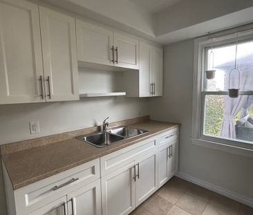 For Lease - 5 Diverbelt Drive, Prince Edward County, Ontario - Photo 6