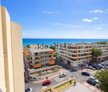 Alquiler de piso en Calle Rodrigo de Triana, 18 - Photo 1