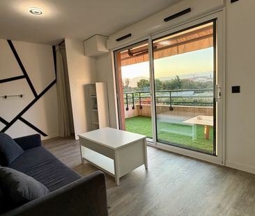 STUDIO FABRON MEUBLE / 26m2 + terrasse profonde 16m2 - Photo 3