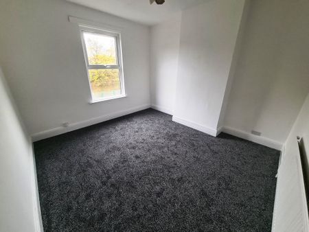 3 Bed Terraced House, Lower Broughton Road, M7 - Photo 4