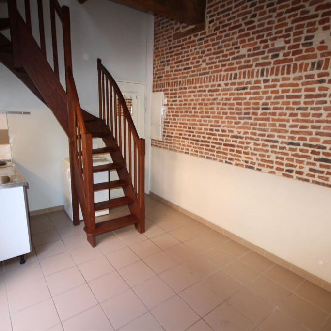 T1 bis en duplex de 21.88 m², rue de Jemmapes réf 001-00110-001 - Photo 1