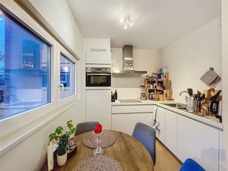 Appartement te huur - Foto 3