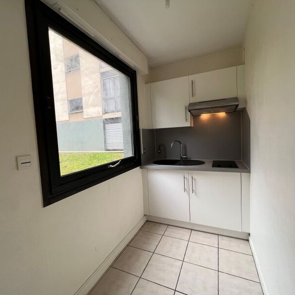 Location Appartement 1 pièce 21m² ORLEANS 45000 - Photo 1