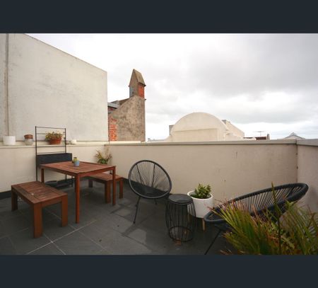 2/409 Glen Huntly Road, Elsternwick, Vic 3185 - Photo 4