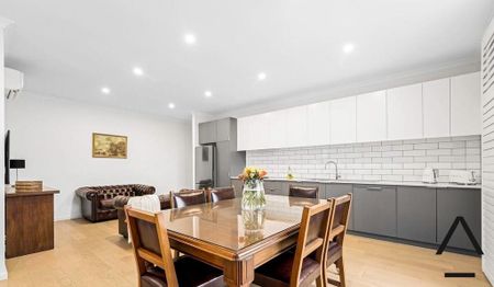 Brilliantly located in the heart of Williamstown - Photo 3