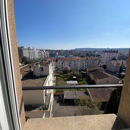 APPARTEMENT NANCY/LAXOU - DERNIER ETAGE AVEC ASCENSEUR D'UNE BELLE COPROPRIETE - Photo 5