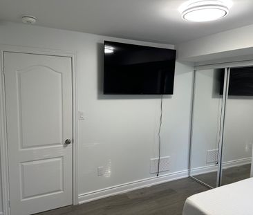 For Lease - 6903 Cumberland Court Unit# Unit 1, Niagara Falls, Ontario - Photo 2