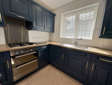 2 bedroom apartment to rent - Photo 4