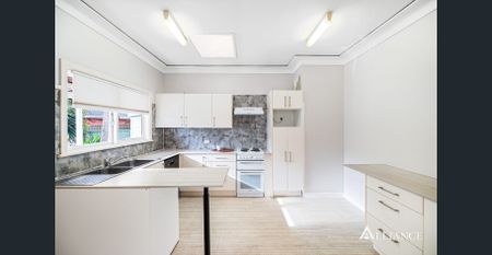 Quiet & Convenient Location - Photo 4