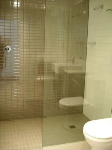 IMMACULATE ONE BEDROOM APARTMENT IN FANTASTIC LOCATION! - Photo 4