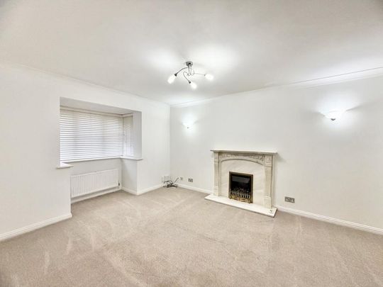 4 bedroom detached house to rent - Photo 1