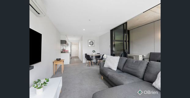 Fully Furnished 1-Bedroom Apartment in Prime Hawthorn Location - Photo 1