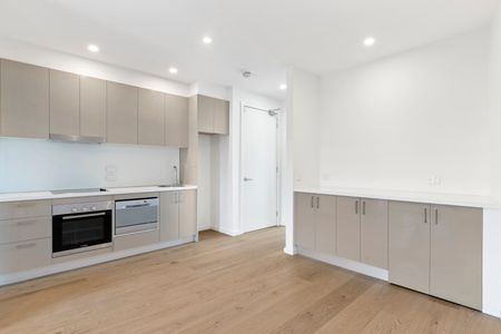 2/96 Station Street, Sandringham VIC 3191 - Apartment For Rent | Domain - Photo 5