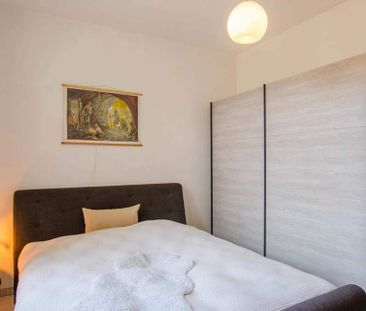 Appartement te huur in Gent voor € 895 met 1 slaapkamer - Photo 2