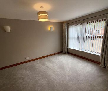 8 Kings Chase, Gravelhill Road, Lisburn BT27 5ST - Photo 2