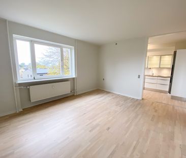 Rummelig 2-værelses lejlighed i Nørresundby - Photo 2