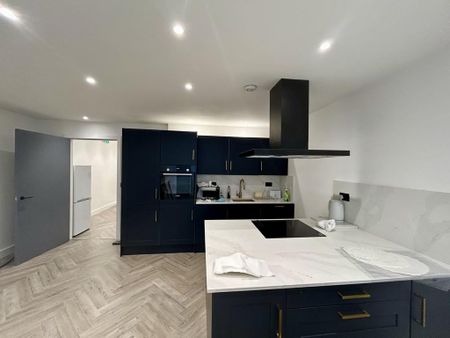 2 bedroom apartment to rent - Photo 5