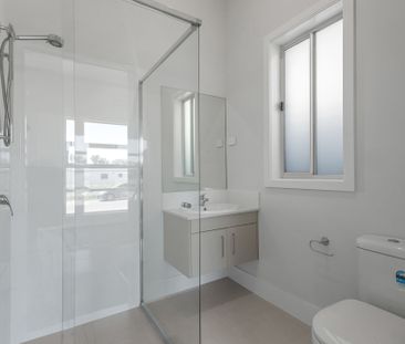 Family Friendly Living! - Photo 3