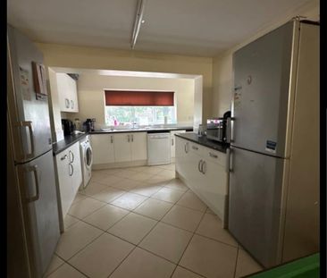 Room in a Shared House, Rathbone Close, B5 - Photo 6