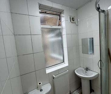 2 Bed Flat, Audrey Road, IG1 - Photo 6