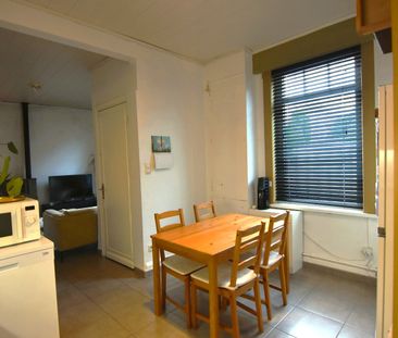 Gezellige rijwoning met diepe tuin in Moorslede - Photo 3