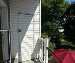 3 1/2 haut de triplex à louer ! - Photo 2