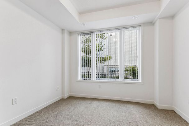 For Lease - 1525 Kingston Road Unit# 302, Pickering, Ontario - Photo 1