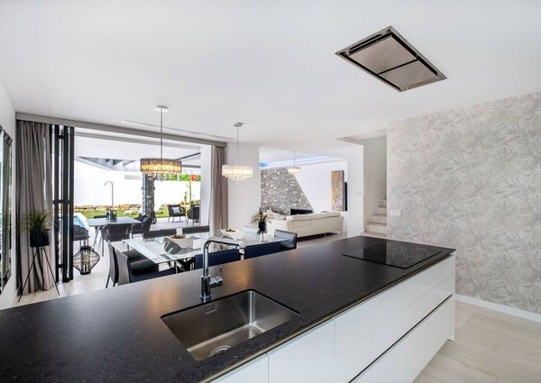 5 bedroom luxury Villa for rent in San Pedro de Alcántara, Spain