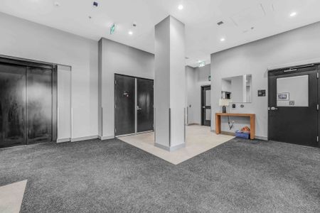 For Lease - 1350 Hemlock Road Unit# 602, Manor Park - Cardinal Glen and Area, Ontario - Photo 2