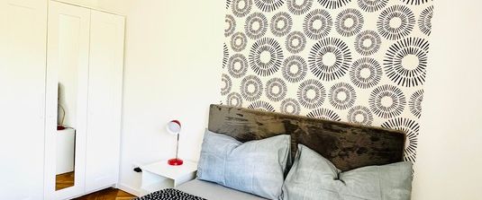 Modernes Wohnen mit Garten – Stilvoll möblierte 2-Zimmerwohnung in zentraler Lage Nürnbergs - Foto 1