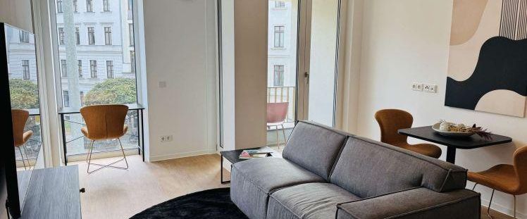 ***LUXURIÖSES WOHNEN IN MÖBLIERTEN APARTMENTS~LOGGIA~STELLPLATZ*** - Photo 1