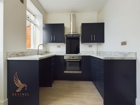 2 bedroom terraced house to rent - Photo 2