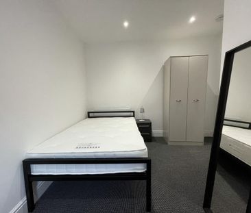 2 bedroom house to rent - Photo 2