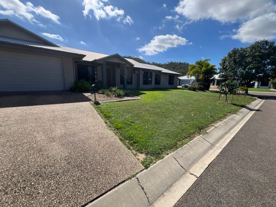 1A Zoe Court, Mount Louisa QLD 4814 - House For Rent | Domain - Photo 1