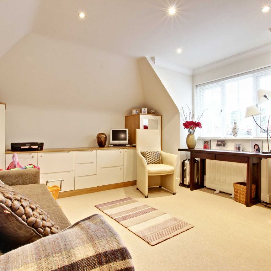 Hawkesley Court, Watford Road - Photo 1