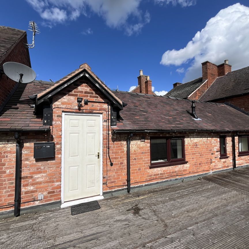 Uttoxeter - Photo 1