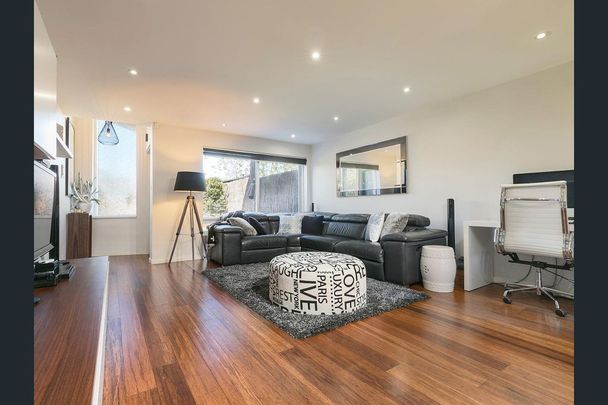 Unit 4/391 Dandenong Road, Armadale. - Photo 1