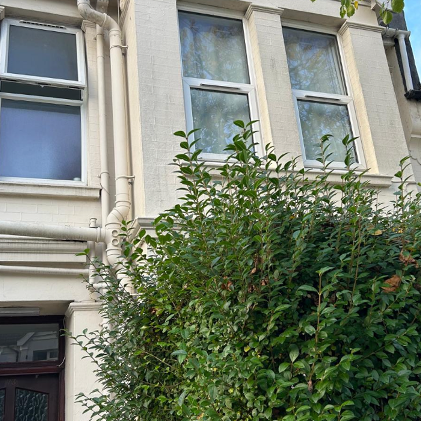 ELM GROVE - PROFESSIONAL LET Room 6 - Photo 1