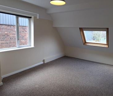 3 bedroom detached bungalow to rent - Photo 3