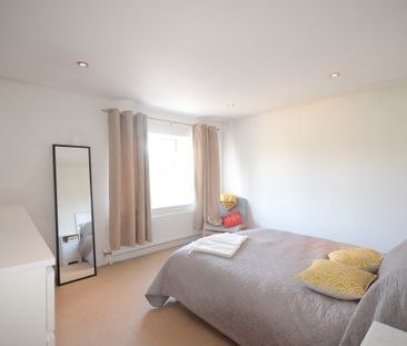 2 bedroom house to rent - Photo 1